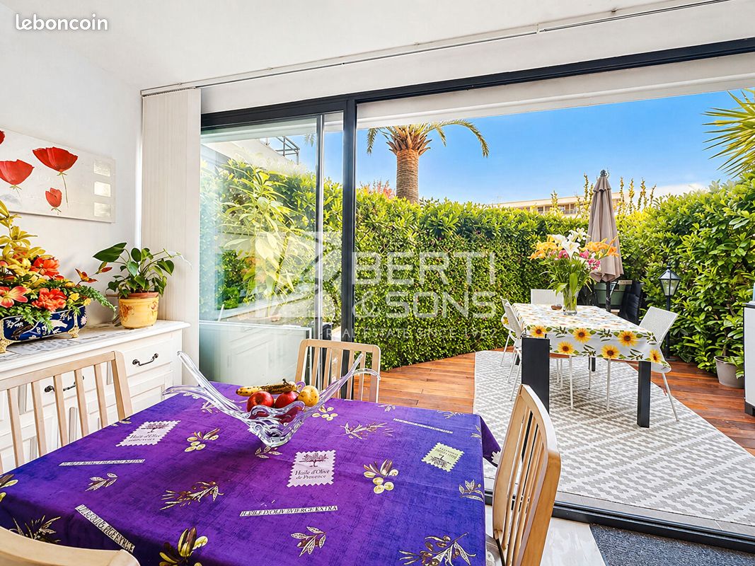 Appartement 2 pièces 33 m² · à Mandelieu-la-Napoule · 33 m² · 212 000 €