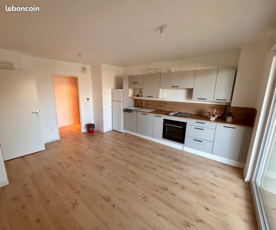 Appartement 2 pièces 45 m² · à Wambrechies · 45 m² · 950 €/mois