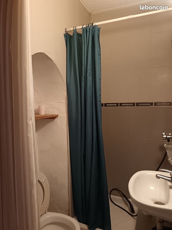Appartement 1 pièce 18 m² · à Bollène · 18 m² · 400 €/mois