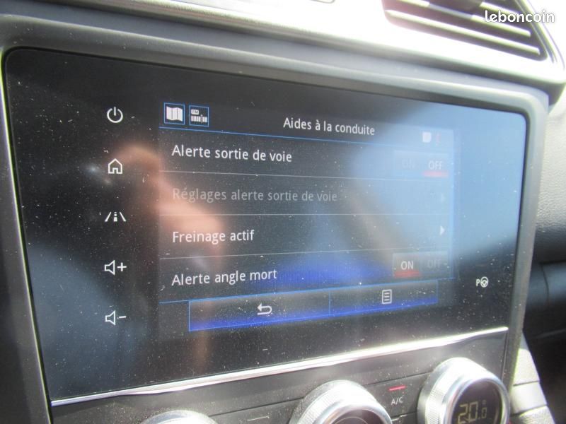 Renault Kadjar 1.3 TCe 140ch FAP Black Edition SL EDC (image 17)
