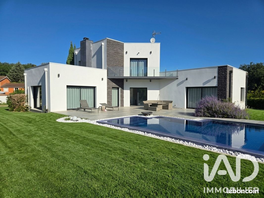 Maison 5 pièces 218 m² · à Pujaudran · 218 m² · 720 000 €
