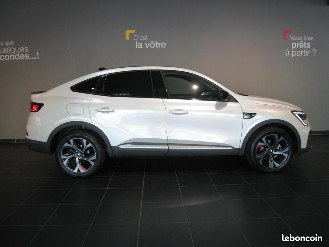 Renault Arkana E-Tech 145 - 21B R.S. Line (image 5)