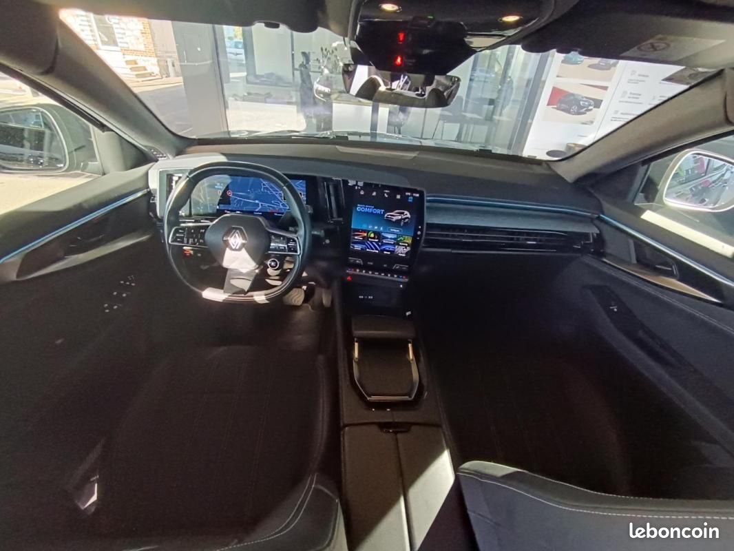 Renault Austral E-Tech hybrid 200 Techno (image 10)