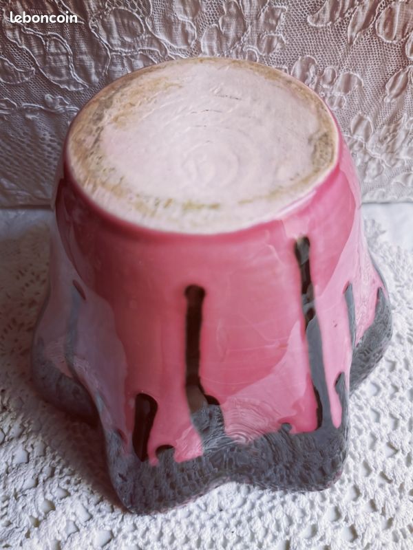 Vintage cache pot Vallauris style boudoir 50's faïence vernissé rose fushia & noir (image 5)