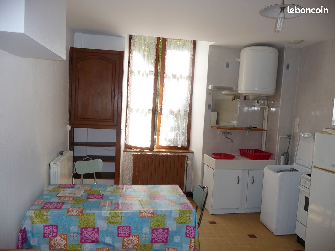 Appartement 1 pièce 22 m² · à Privas · 22 m² · 340 €