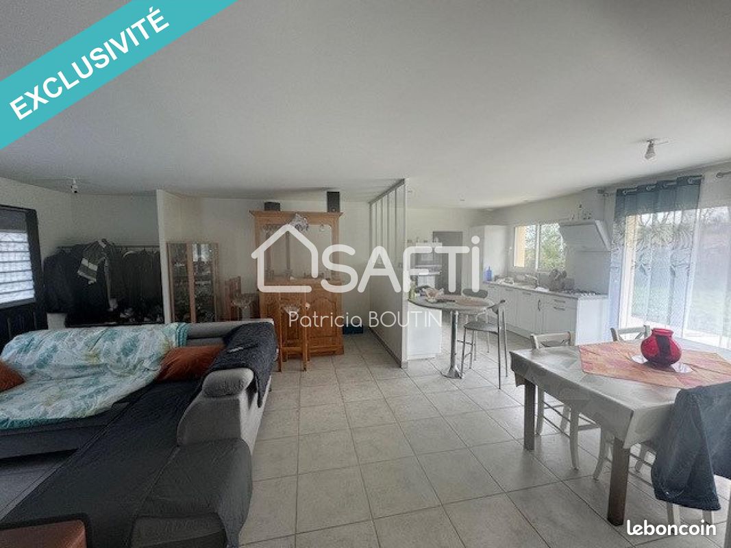 Pavillon 5 pièces 97 m² - Fors 79230 (image principale 9)