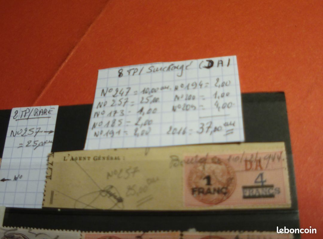 8 Timbres FISCAUX Surchargés (DA)Differents (image 2)