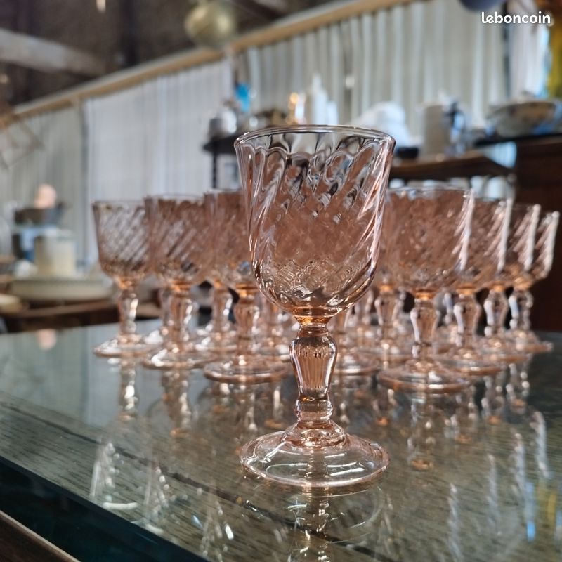 2 Coupes à Glace Vintage Arcoroc France - Verre Torsadé Rose Années 80 - Diamètre 10-15cm