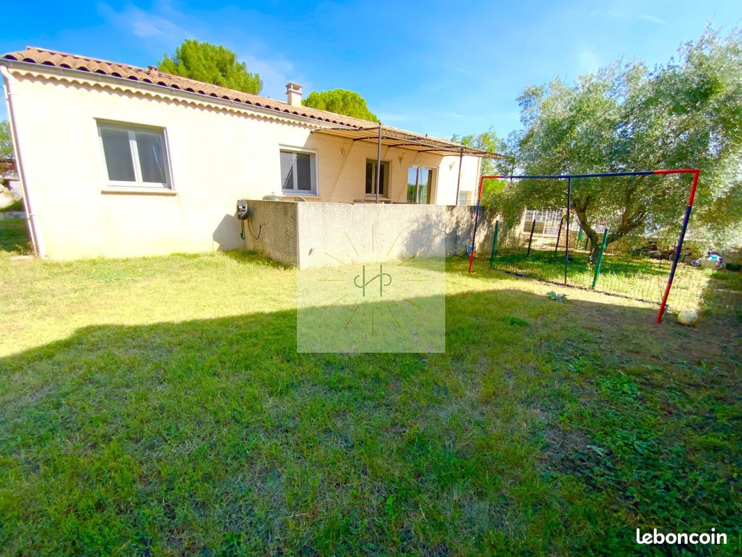 Maison 6 pièces 107 m² · à Rochemaure · 107 m² · 275 000 €