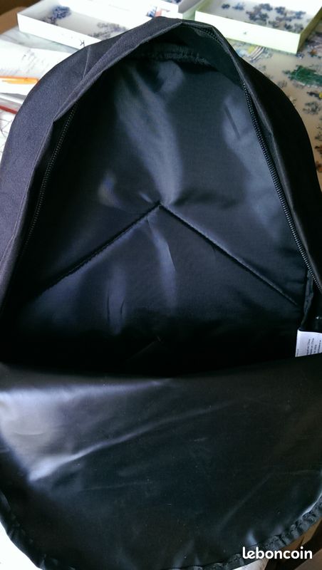 Sac à dos noir (image 4)