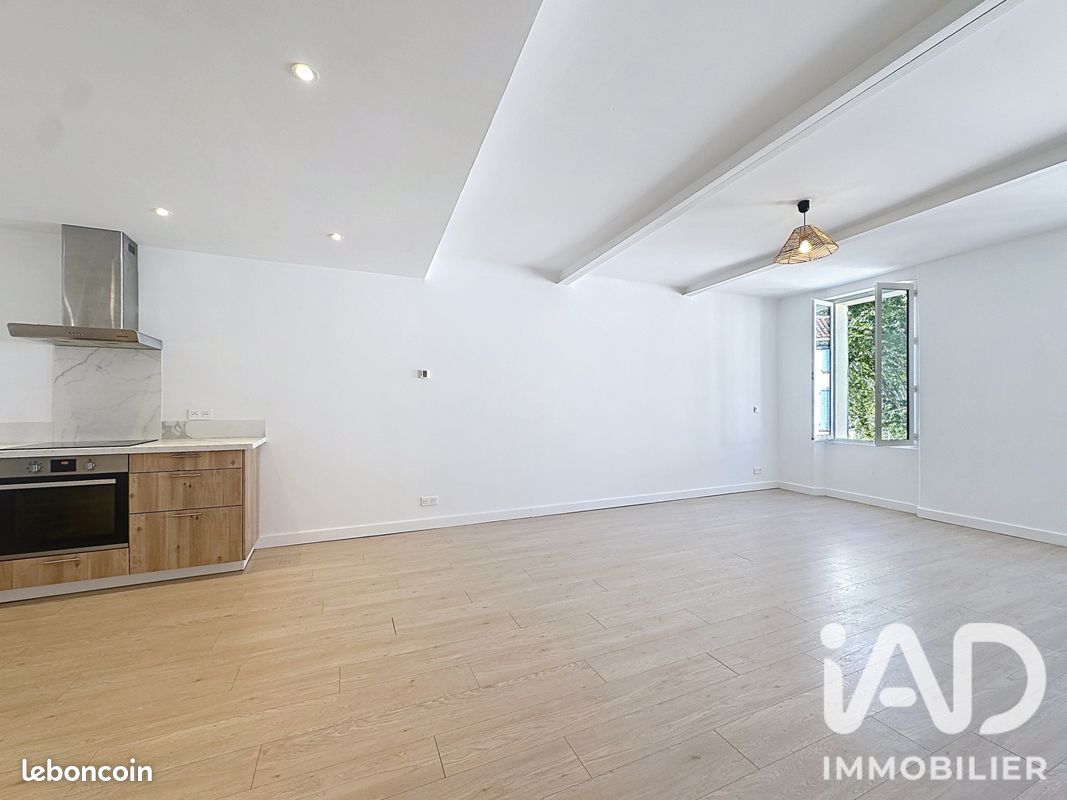 Appartement 3 pièces 70 m² · à Callian · 70 m² · 1 000 €/mois