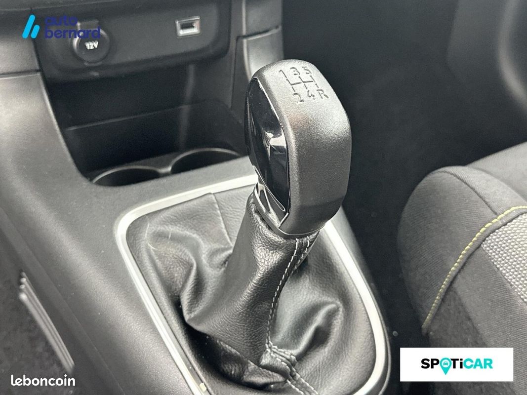 Citroen C3 1.2 PureTech 83ch S&S Shine (image 14)