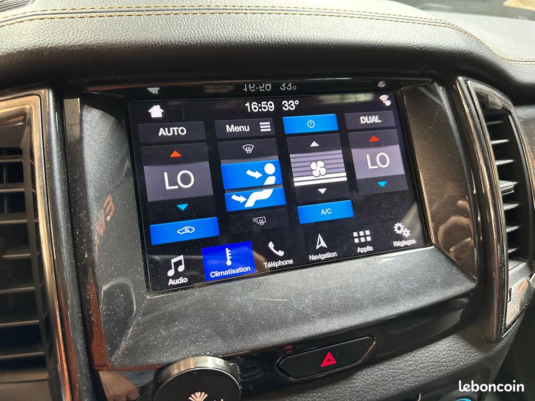 Ford ranger double cabine 2.0 tdci 215ch bva10 wildtrak 4x4 - carplay - attelage - camera de recul (image 9)