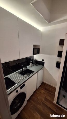 Studio vue imprenable sur la tour Eiffel — 2