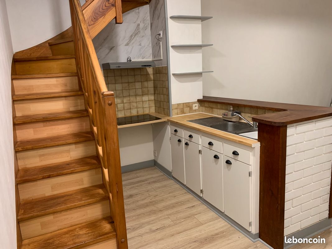 Appartement a louer villeneuve-le-roi - 2 pièce(s) - 44 m2 - Surfyn