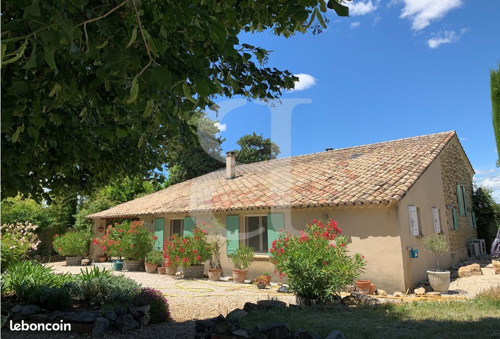 Maison 6 pièces 167 m² · à Vaison-la-Romaine · 167 m² · 632 000 €