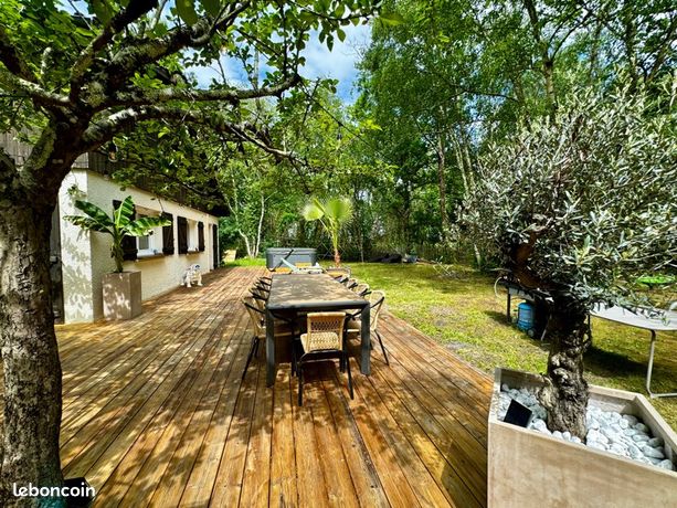🎋☀️ Belle maison 10 pièces de 220m² dans résidence privée en bordure de lac et proche océan