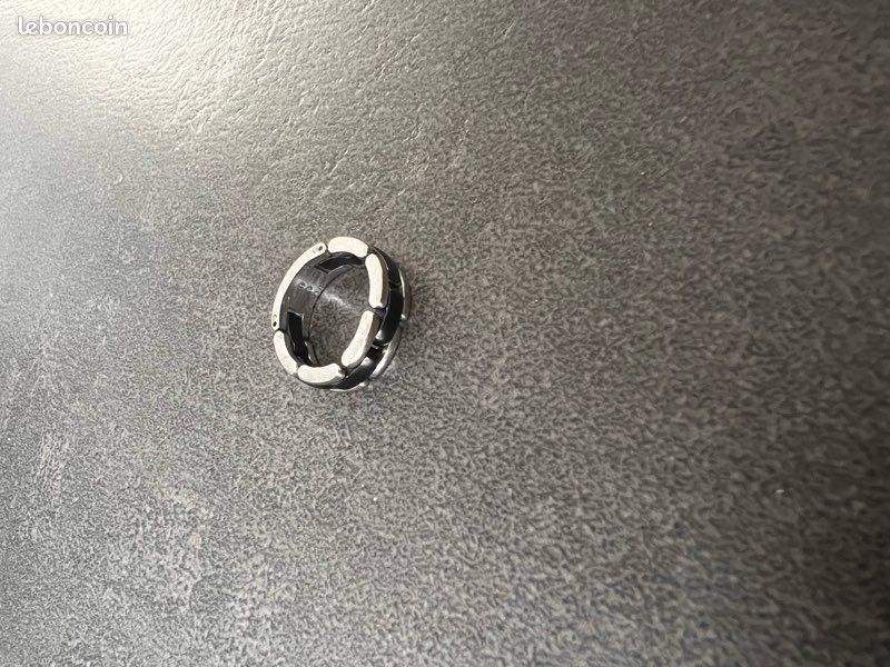 Bague Chanel modèle Ultra T57 (image 2)