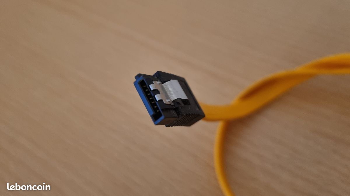 Câble SATA orange 50cm (image 2)