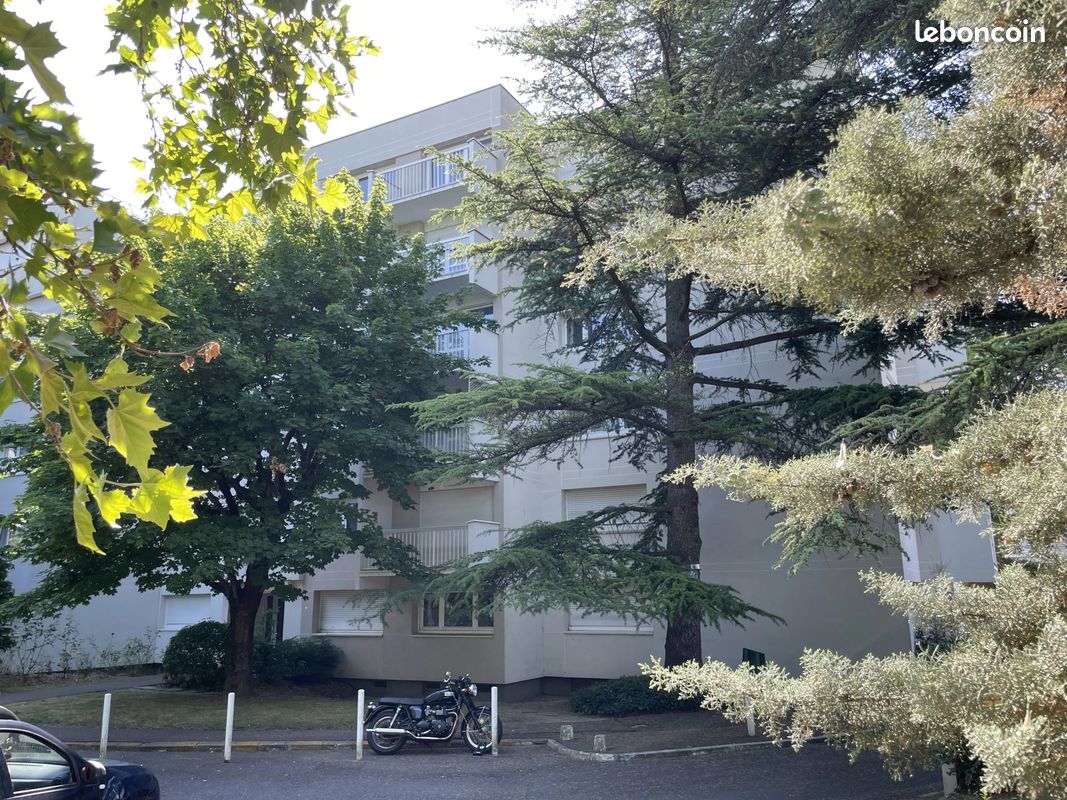 Appartement 1 pièce 33 m² · à Chatou · 33 m² · 155 000 €