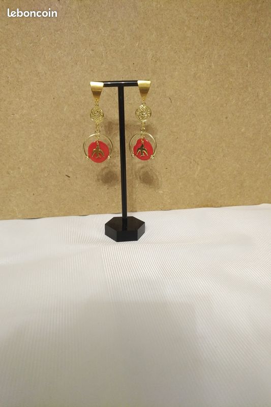 Boucles d'oreille rouge et or (image 10)