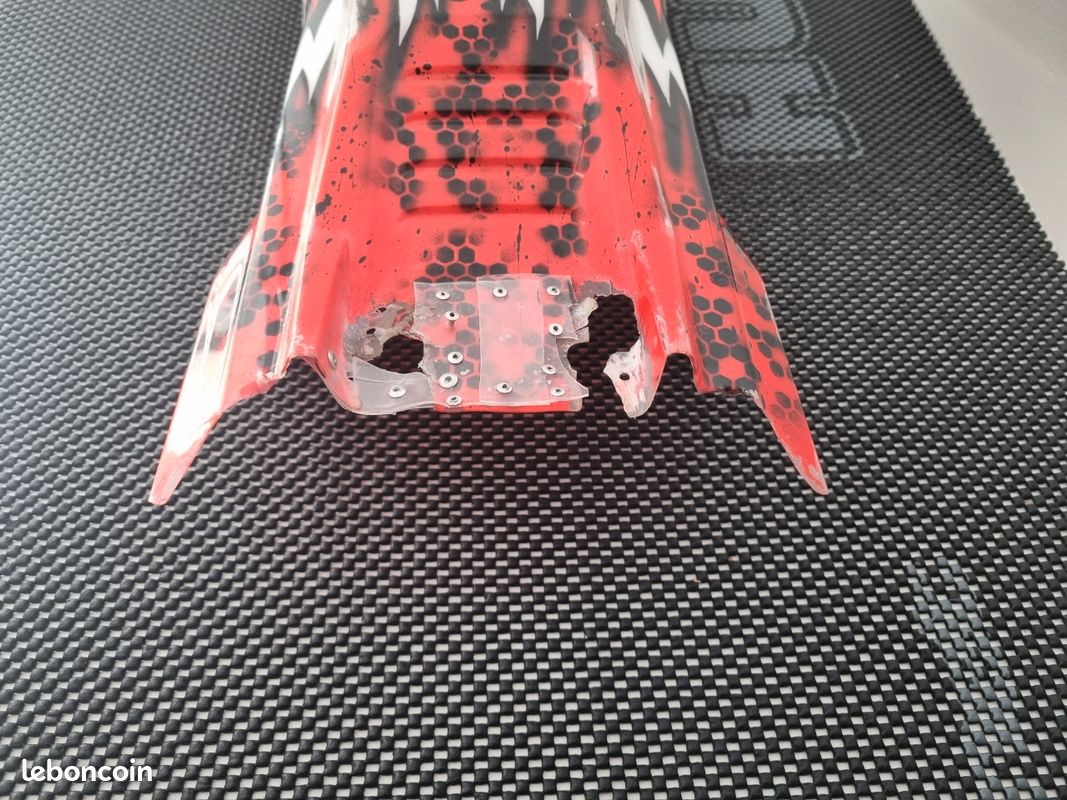 Carrosserie team Corally Shogun 1/8 (image 11)