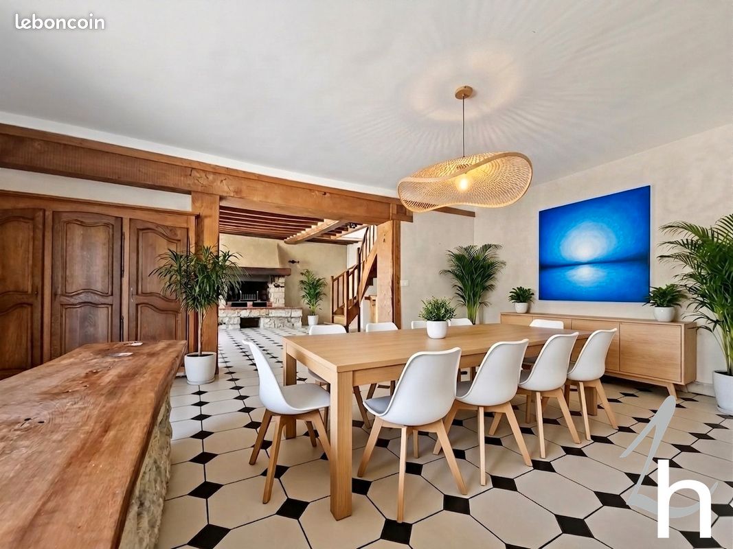 Maison 7 pièces 157 m² · à Caen · 157 m² · 335 000 €