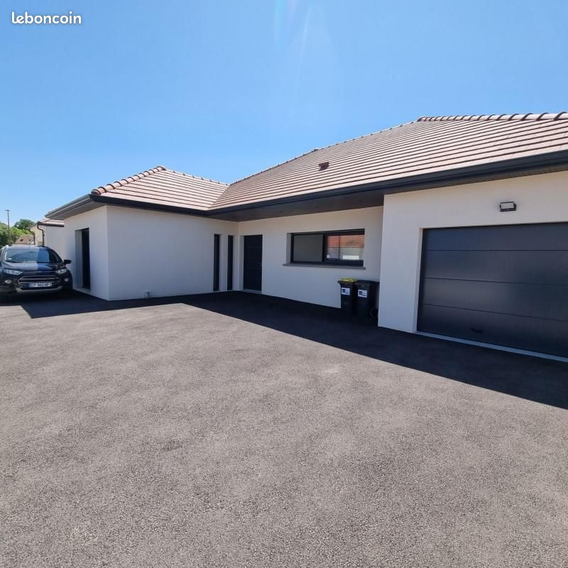 Maison 5 pièces 147 m² · à Sassenay · 147 m² · 379 000 €