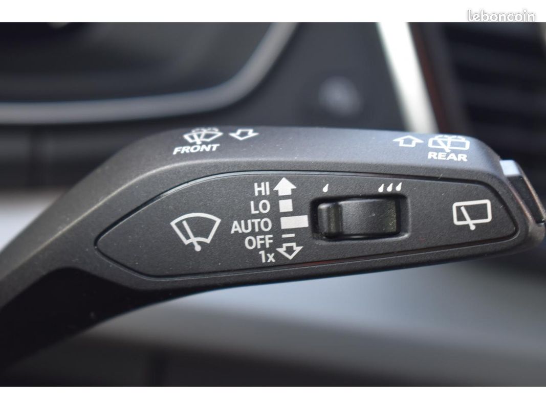 AUDI Q5 50 TFSIe 299 S tronic 7 Quattro S line (image 27)