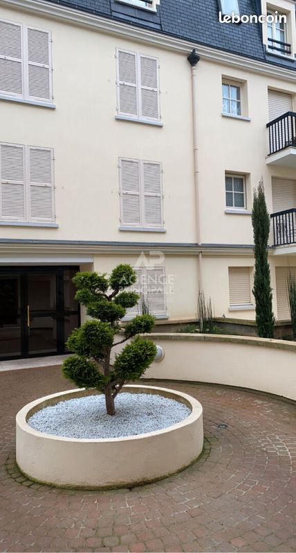 Appartement 2 pièces 51 m² · à Saint-Germain-en-Laye · 51 m² · 1 325 €/mois