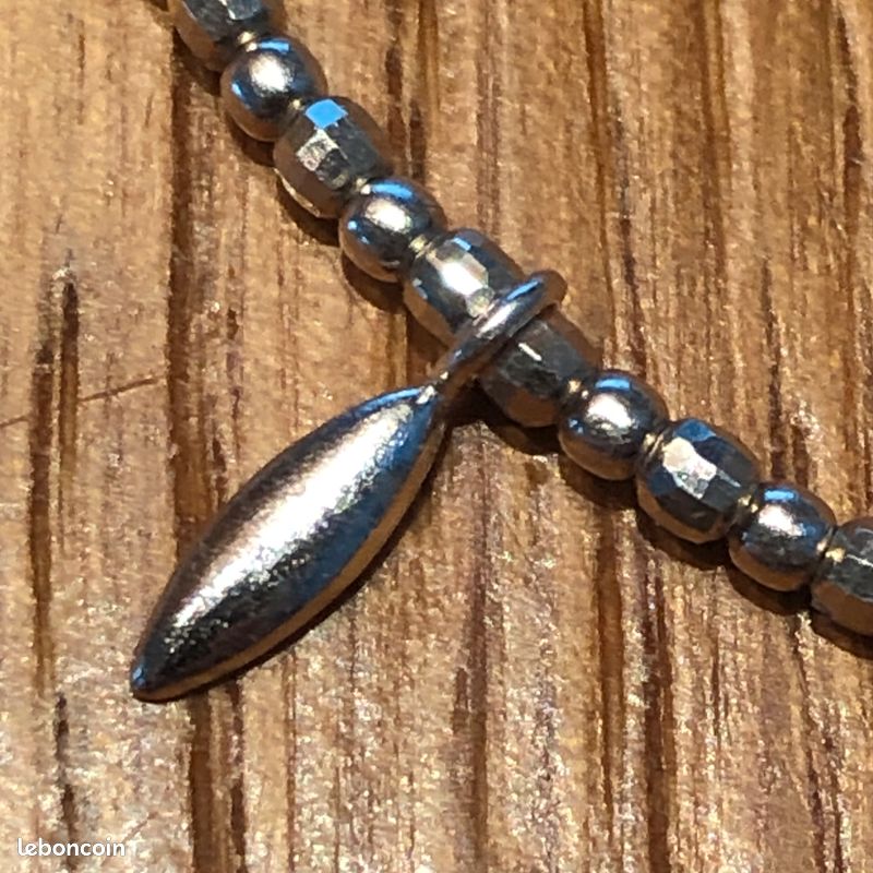 Joli bracelet Doriane argent sur fil élastique, 