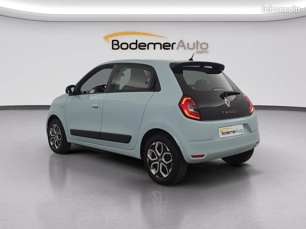 RENAULT Twingo III E-Tech Equilibre (image 3)