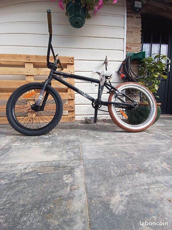 mongoose freestyle bmx