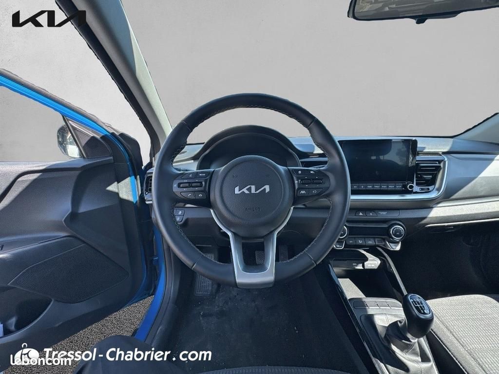 Kia Stonic 1.0 T-GDi 100 ch ISG BVM5 Active (image 12)