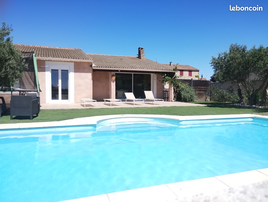 Maison plain-pied avec piscine et studio mitoyen indépendant – prestations de qualité dans un quartier calme et recherché à Fos-sur-Mer (image 1)