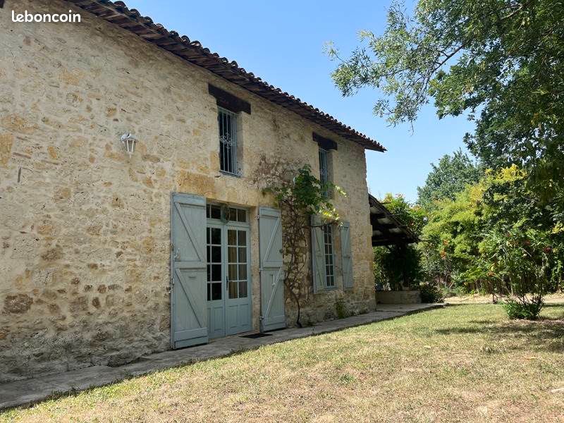 Maison 8 pièces 311 m² · à Fleurance · 311 m² · 379 000 €