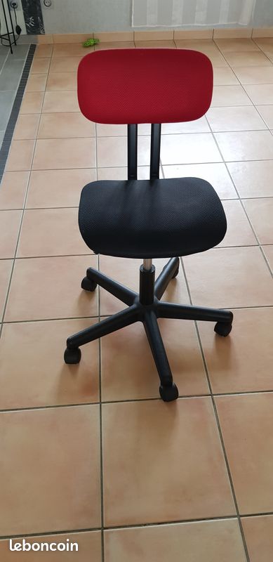 Chaise de bureau (image 1)