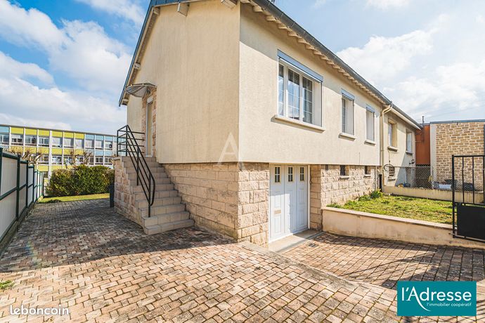 Maison 5 pièces 74 m²