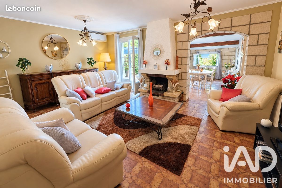 Maison 5 pièces 120 m² · à Milhaud · 120 m² · 295 000 €