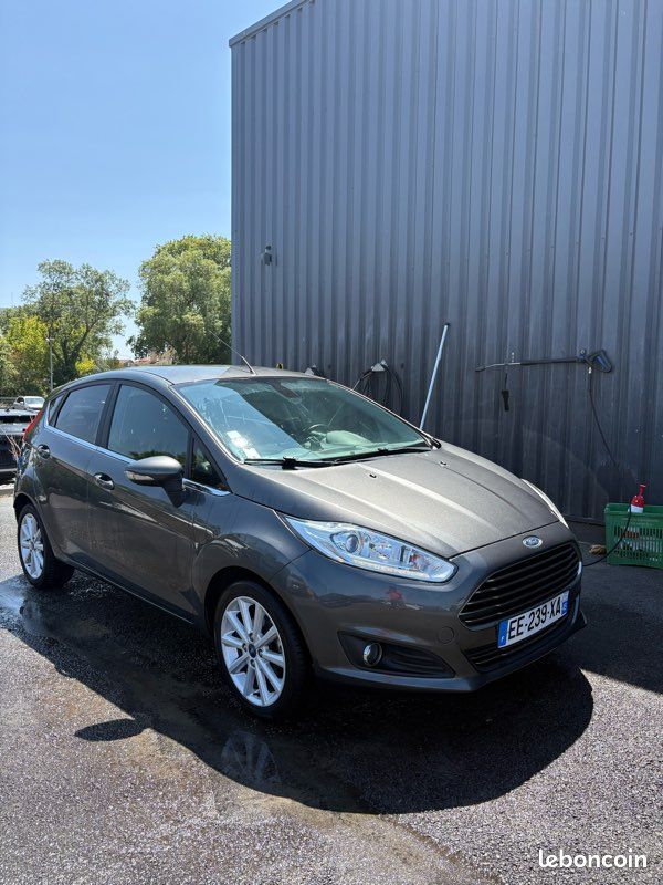Ford Fiesta 1.0L ecoboost en l’état (image 1)