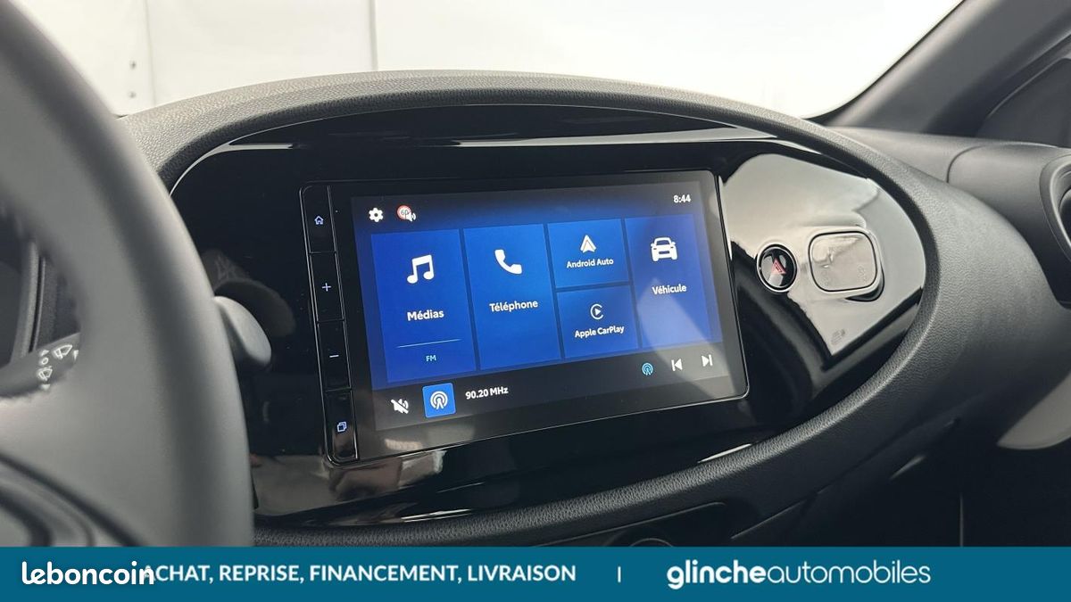 Toyota aygo x 1.0 VVT-i 72ch Dynamic (image 18)