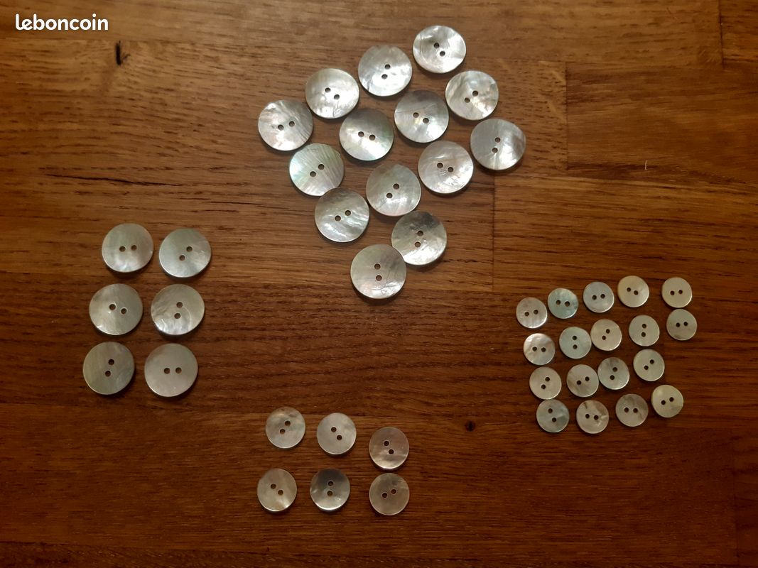 Lot De 6 Boutons En Nacre Haliotide Vintage - Diamètre 22 Mm, Gris Irisé, Occasion