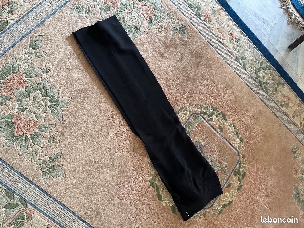 Pantalon Zara neuf, taille 34 (image 1)