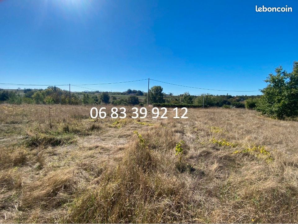 Terrain 960 m² · à La Réole · 40 000 €