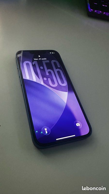 IPhone 13 (image 2)