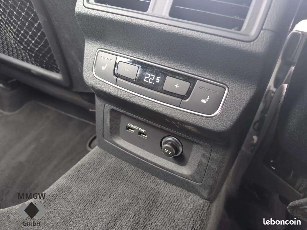Audi Q5 SPORTBACK 40 TDI quattro S line S-Tronic 204 ch * Matrix LED * GPS MMI Touch * ACC * Sièges Chauffants Avant/Arrière * Attelage * 20 Pouces (image 10)