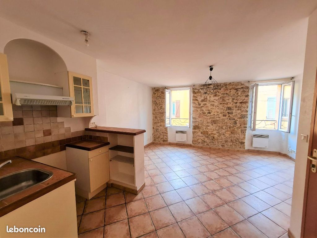 Appartement 1 pièce 33 m² · à Forcalqueiret · 33 m² · 518 €/mois