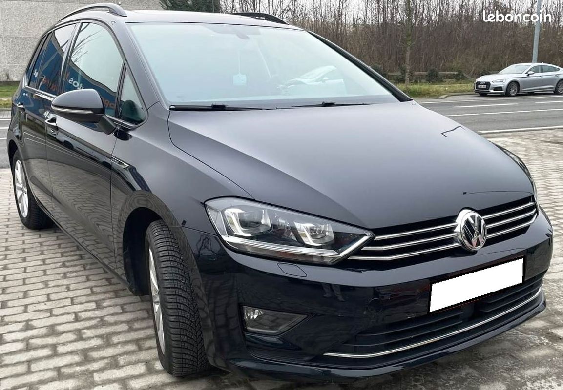 Golf sportsvan 1.6 tdi 110ch bluemotion technology fap lounge dsg7 (image 1)