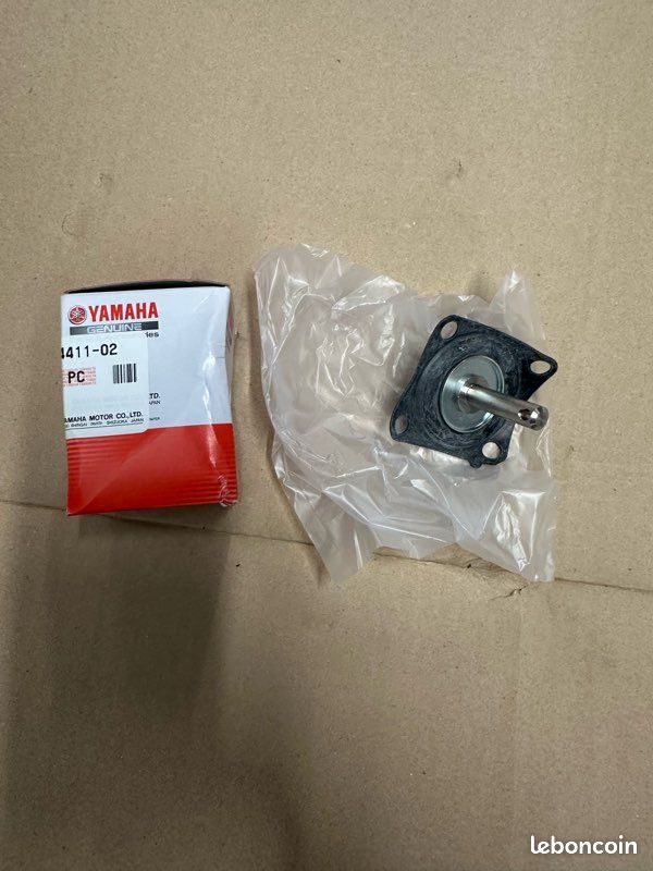 DIAPHRAGME Parsun F20 & F25 (62Y-24411-02-00) Yamaha neuf (image 1)