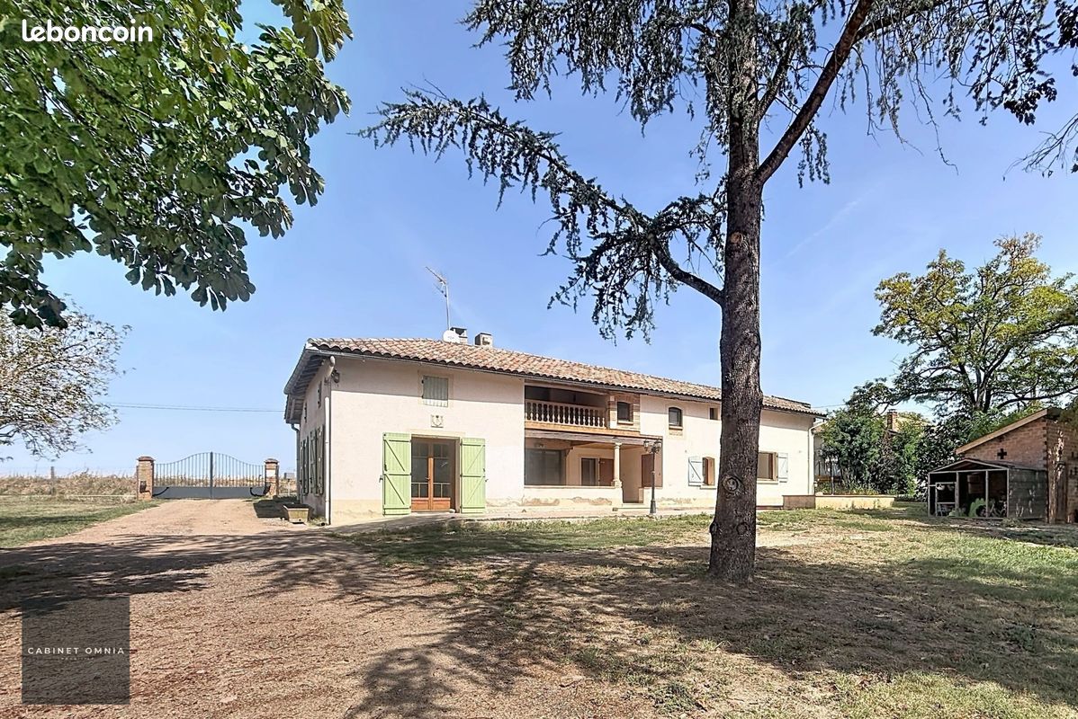 Maison 6 pièces 155 m² · à Castelmayran · 155 m² · 248 000 €